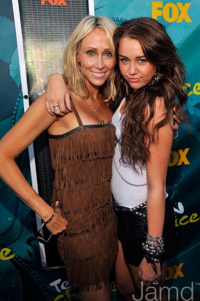 Miley Cyrus in Teen Choice Awards 2009