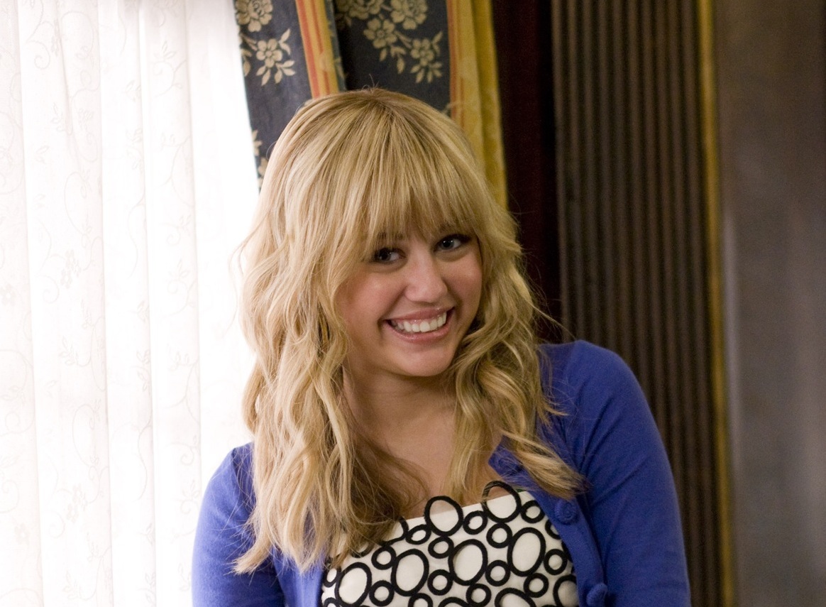 Miley Cyrus in Hannah Montana: The Movie