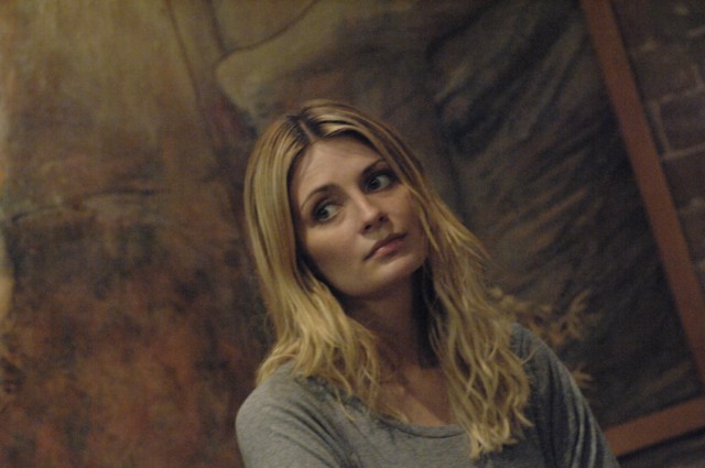 Mischa Barton in Cyberstalker