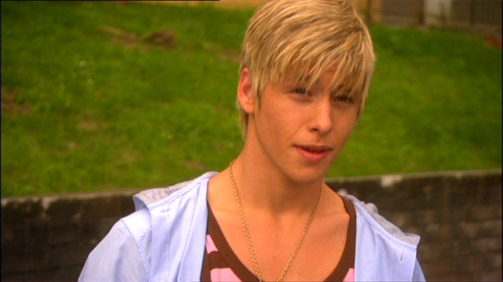 Mitch Hewer in Skins