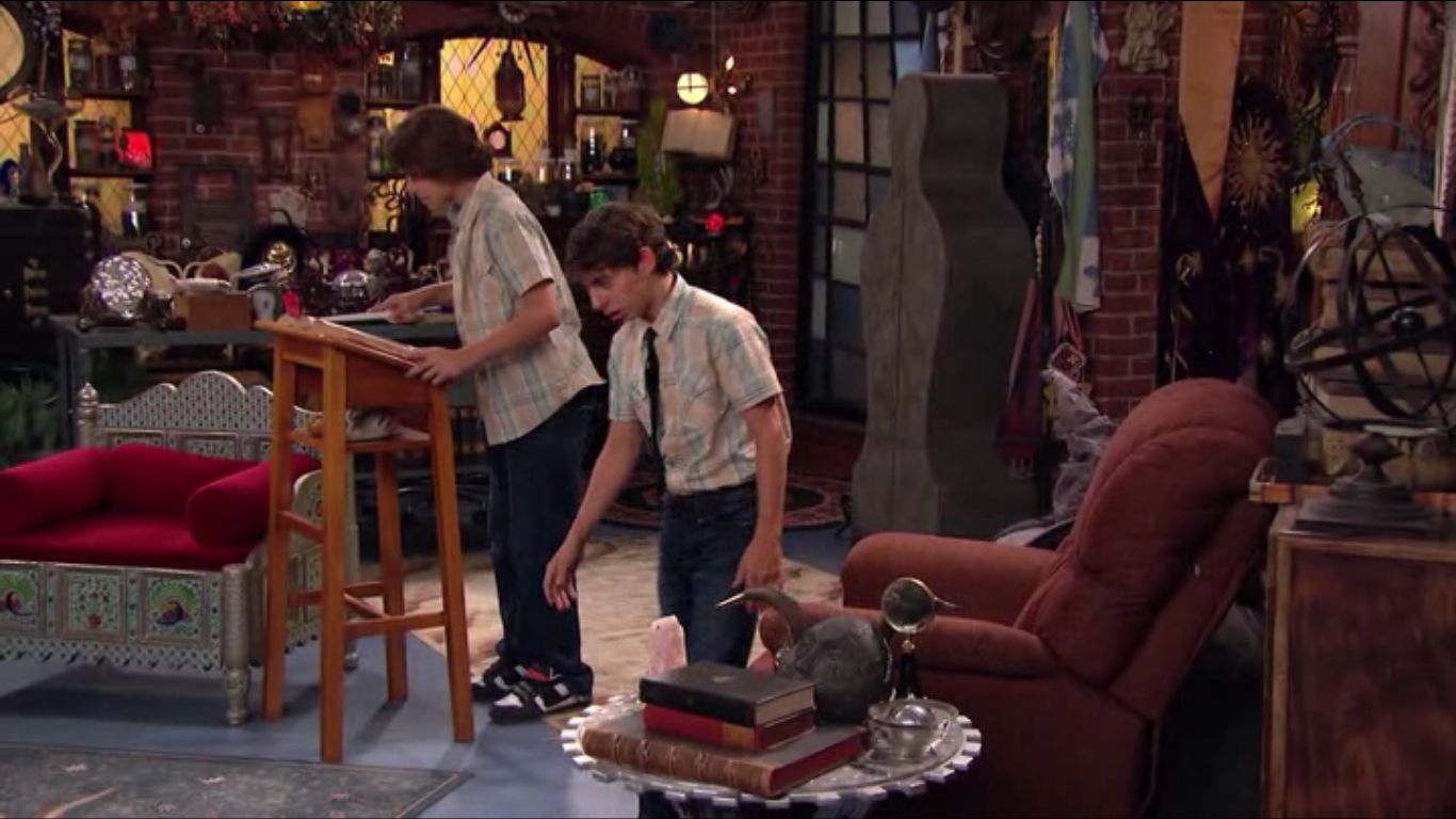 Moises Arias in Wizards of Waverly Place, episode: Monster Hunter