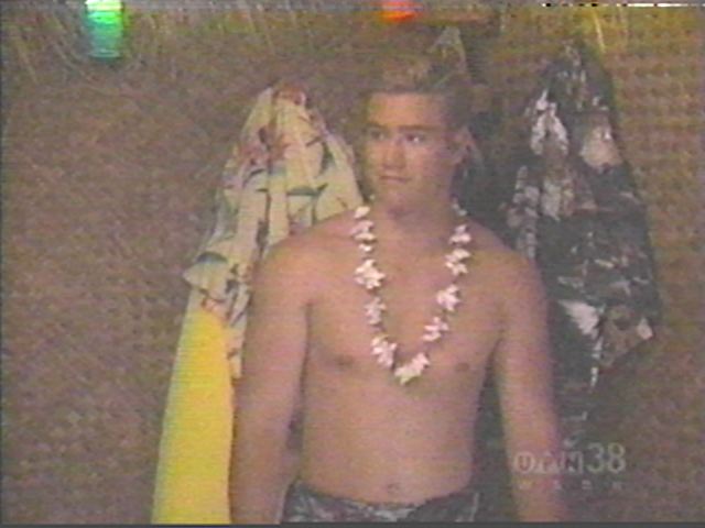 Mark-Paul Gosselaar in Saved by the Bell