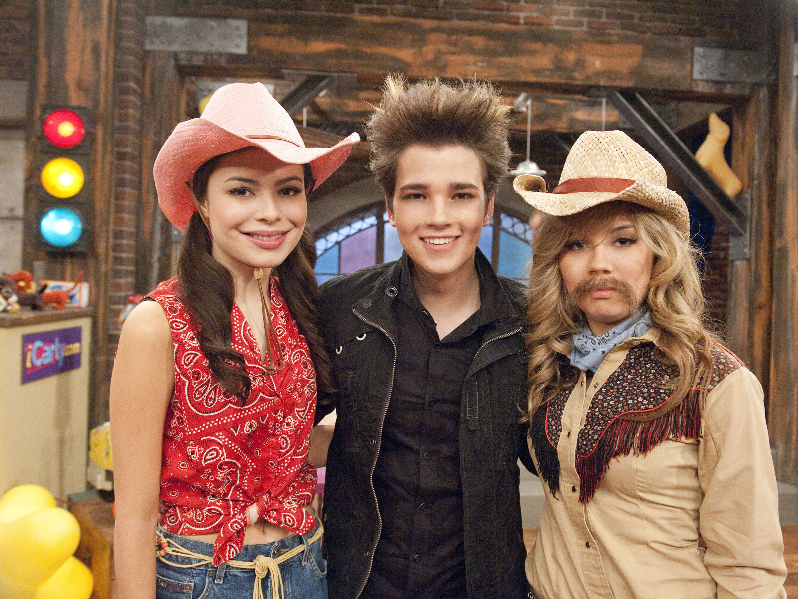 Nathan Kress in iCarly: (Season 4)