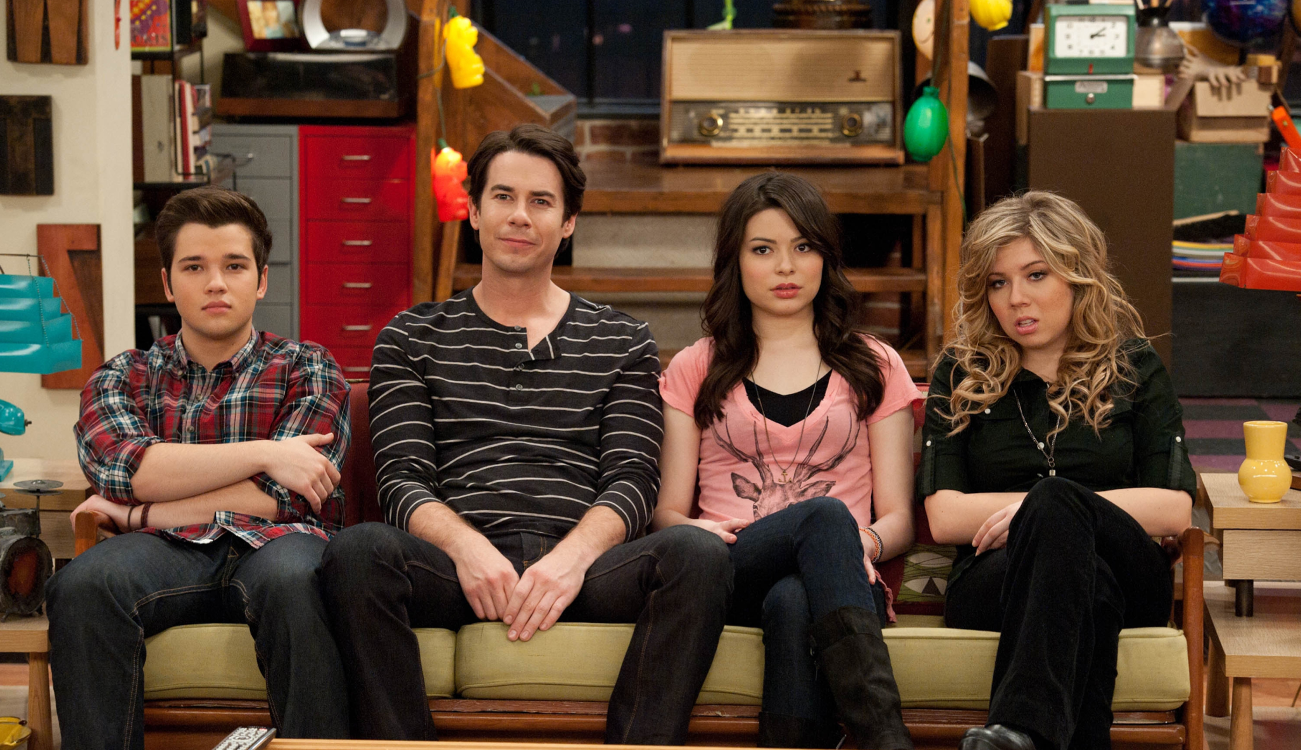 Nathan Kress in iCarly: (Season 6)