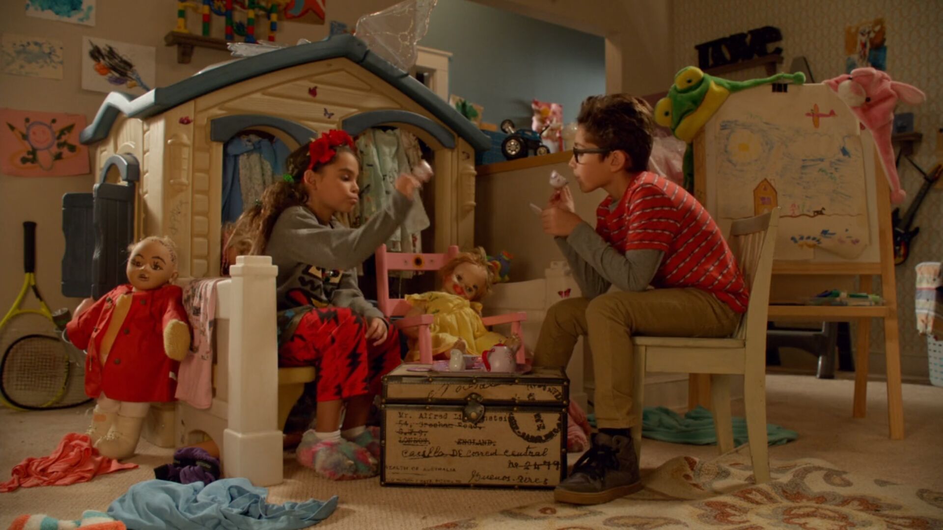 Nicolas Bechtel in Stuck In The Middle (Season 3)