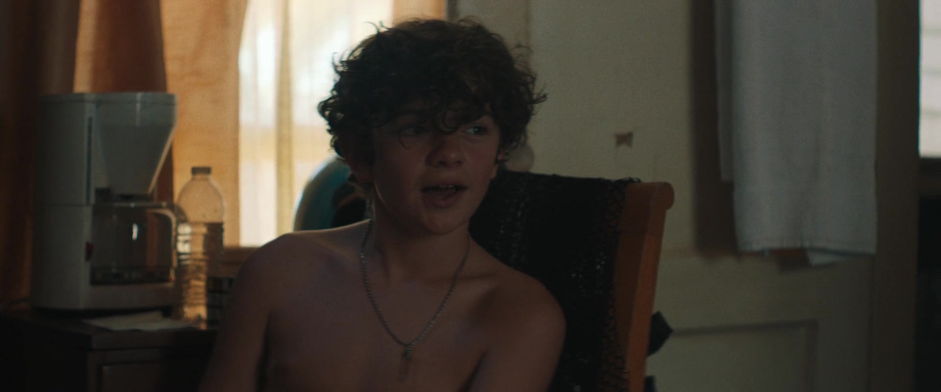 Noah Jupe in Honey Boy