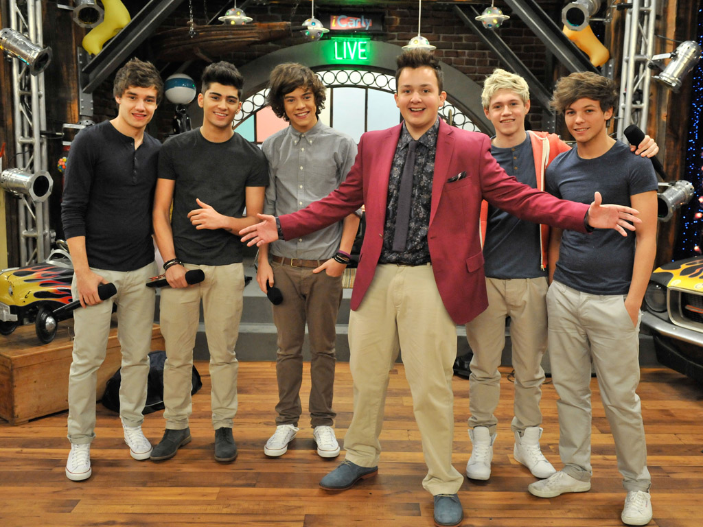 One Direction in iCarly
