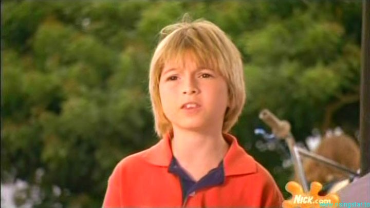 Paul Butcher in Zoey 101, episode: Defending Dustin