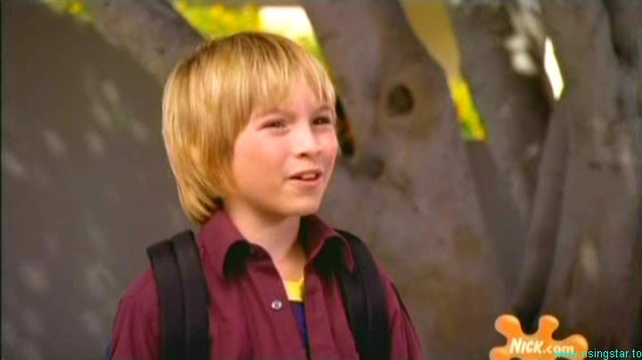 Paul Butcher in Zoey 101, episode: Defending Dustin