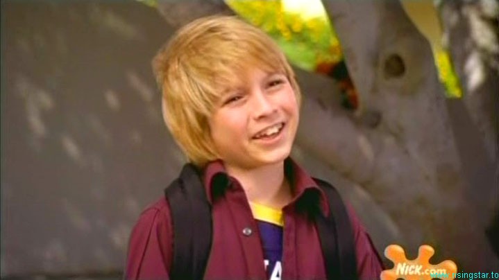 Paul Butcher in Zoey 101, episode: Defending Dustin