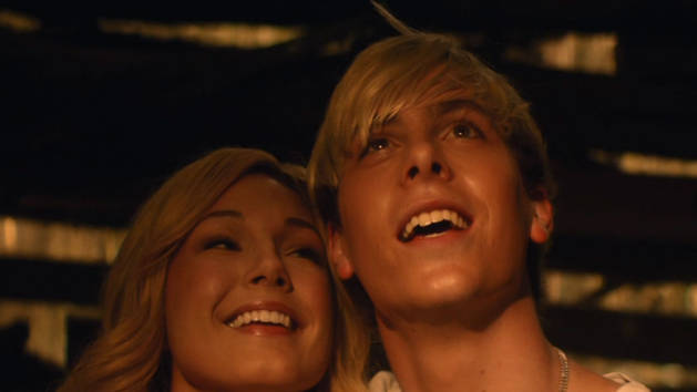 R5 in Music Video: Pass Me By 