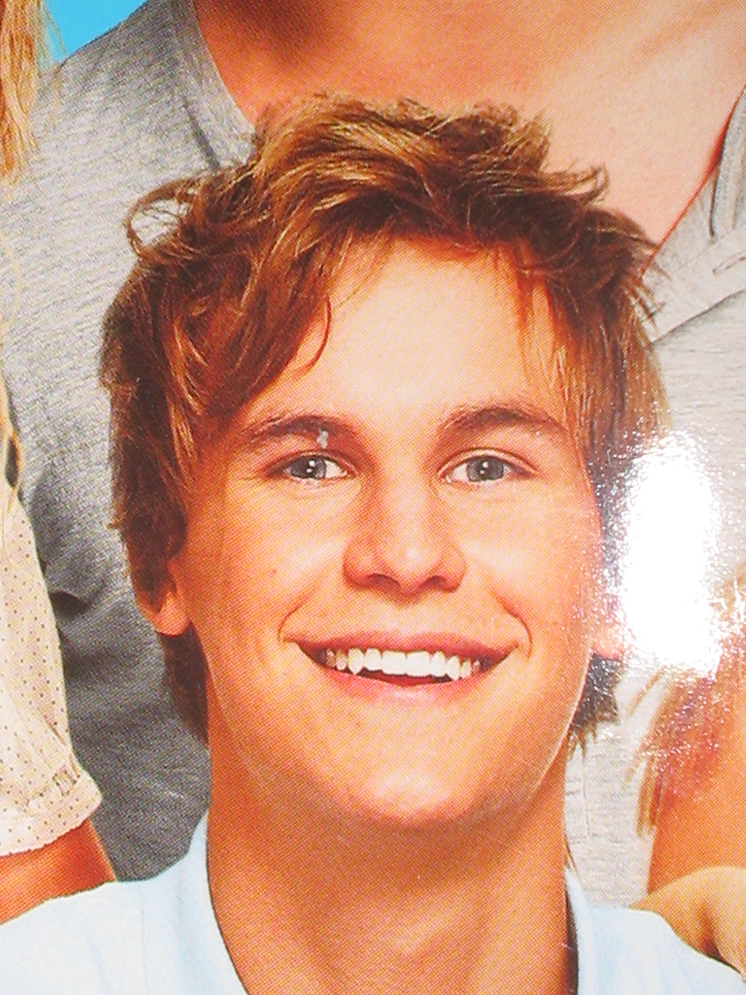 Rhys Wakefield in Home and Away