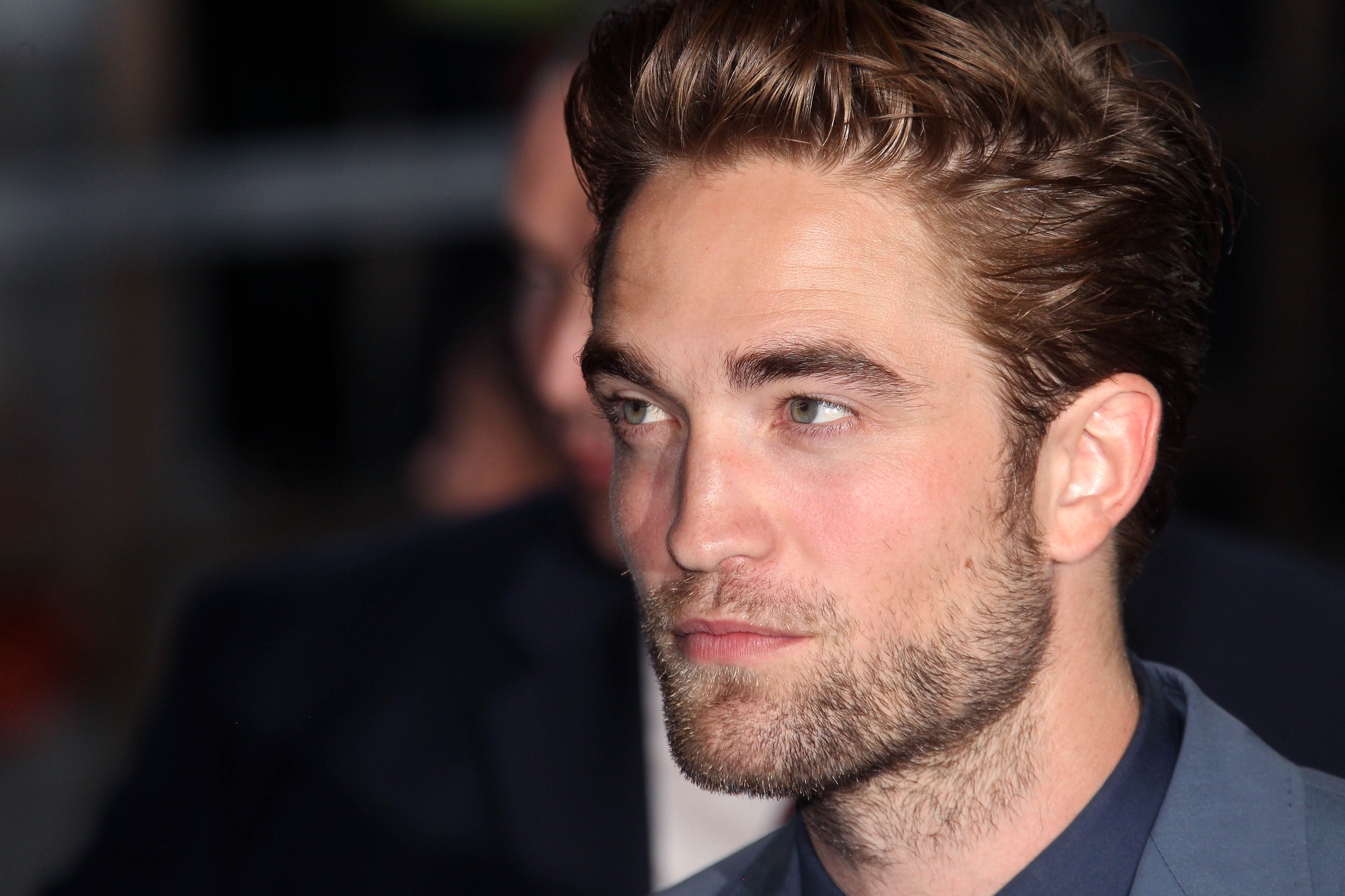 General photo of Robert Pattinson