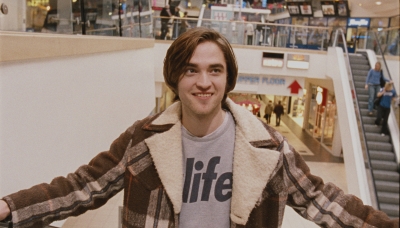 Robert Pattinson in How to Be