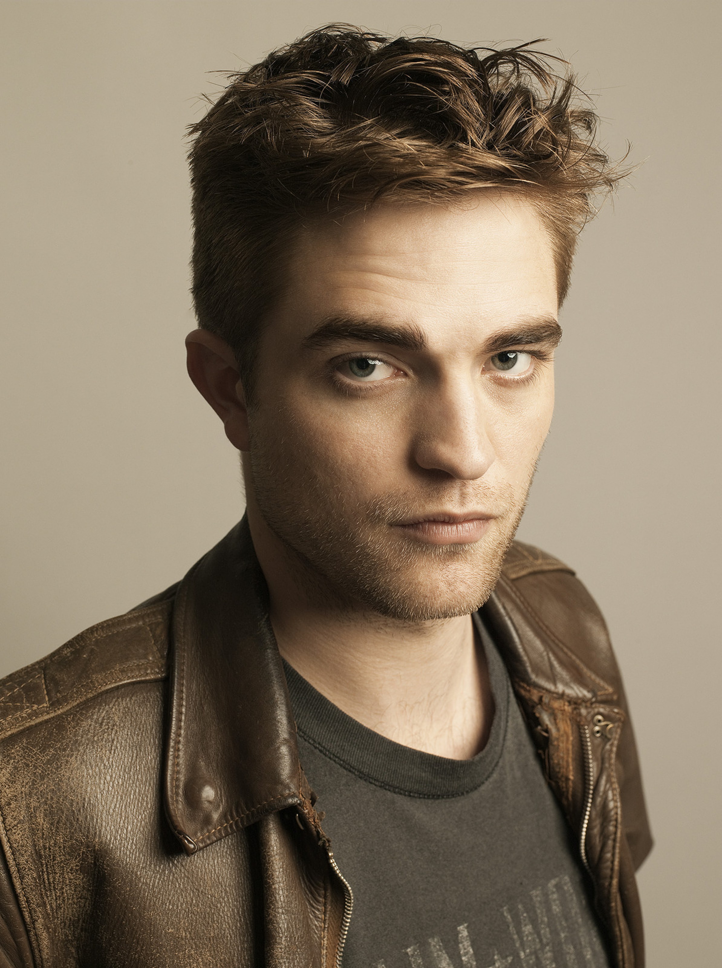 General photo of Robert Pattinson