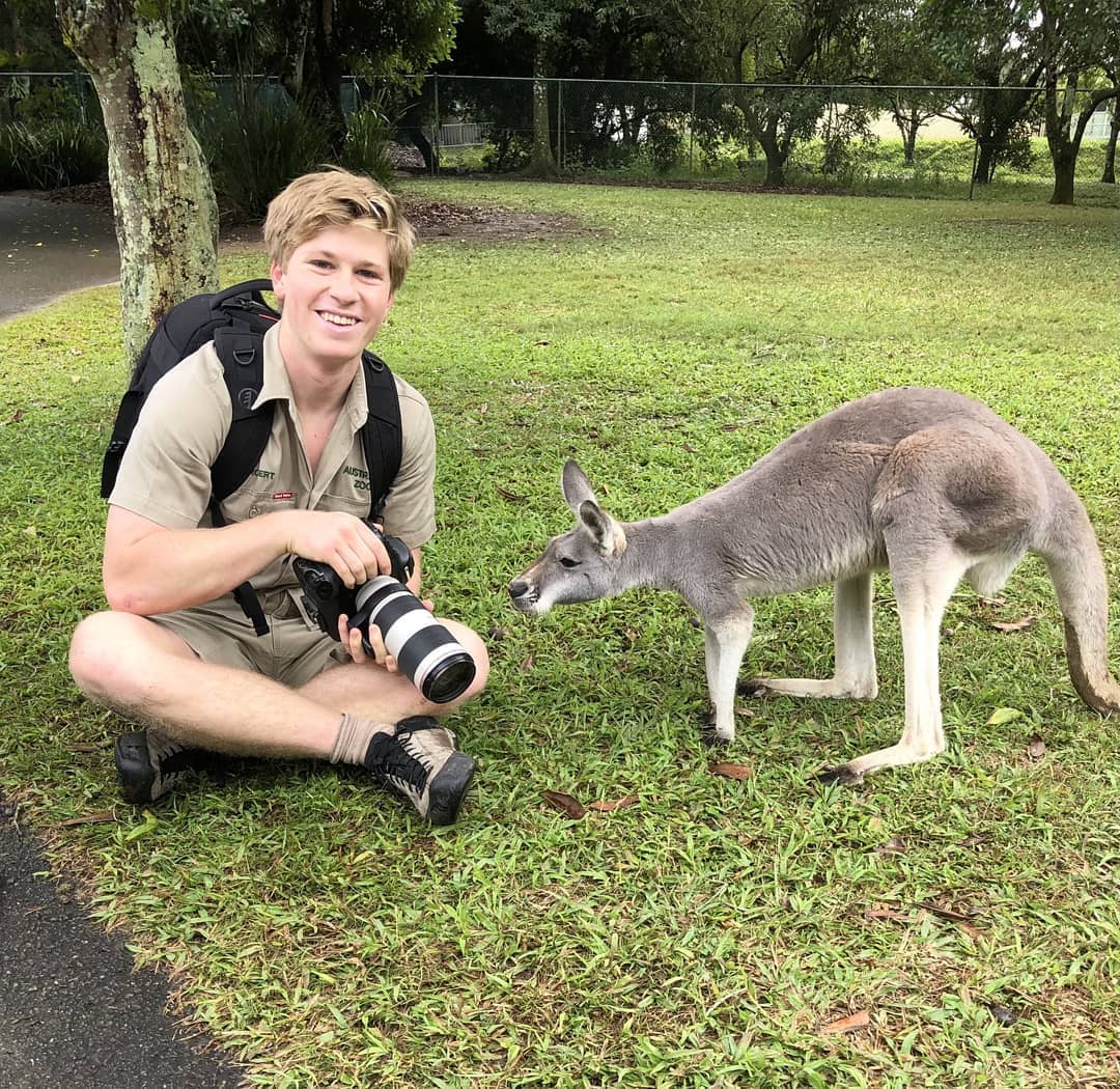 General photo of Robert Irwin