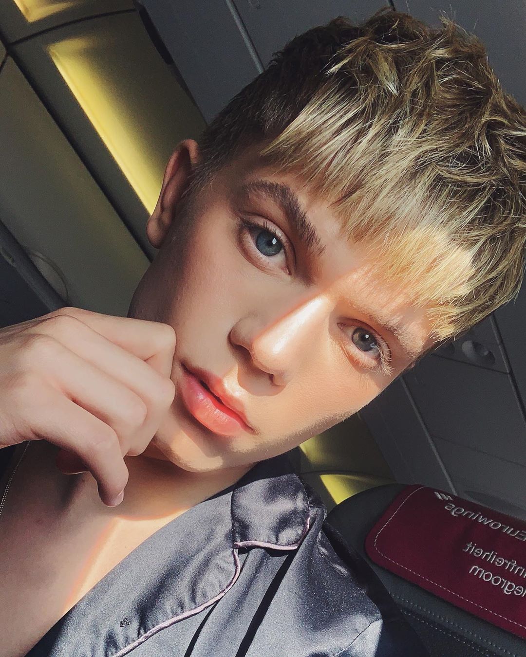 General photo of Ronan Parke