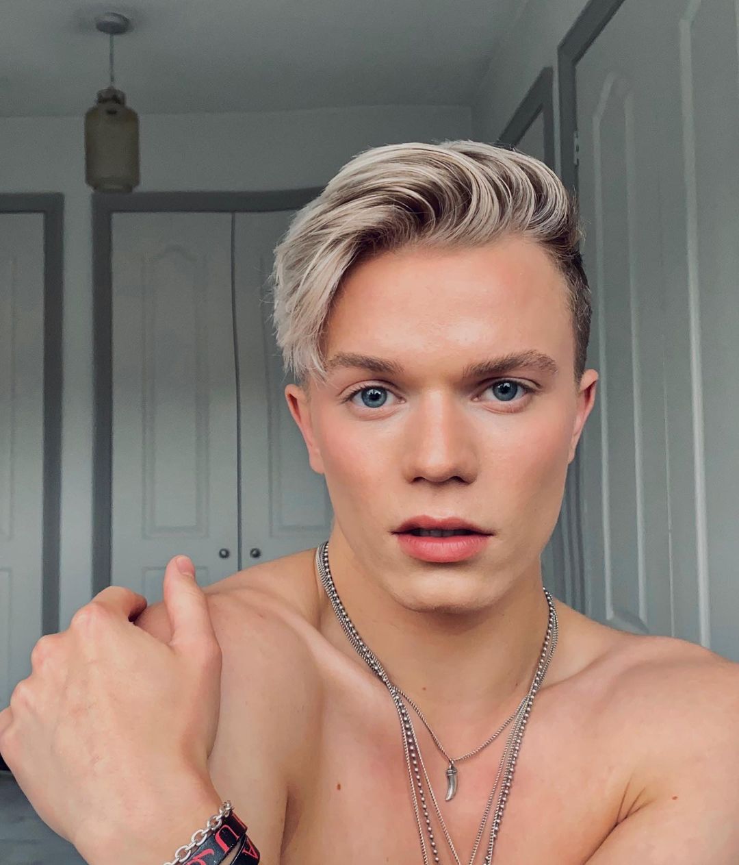 Picture of Ronan Parke in General Pictures ronanparke1610946902.jpg