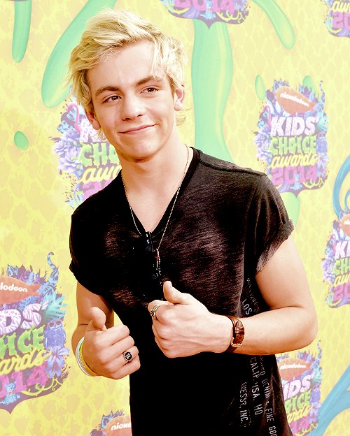 General photo of Ross Lynch. 