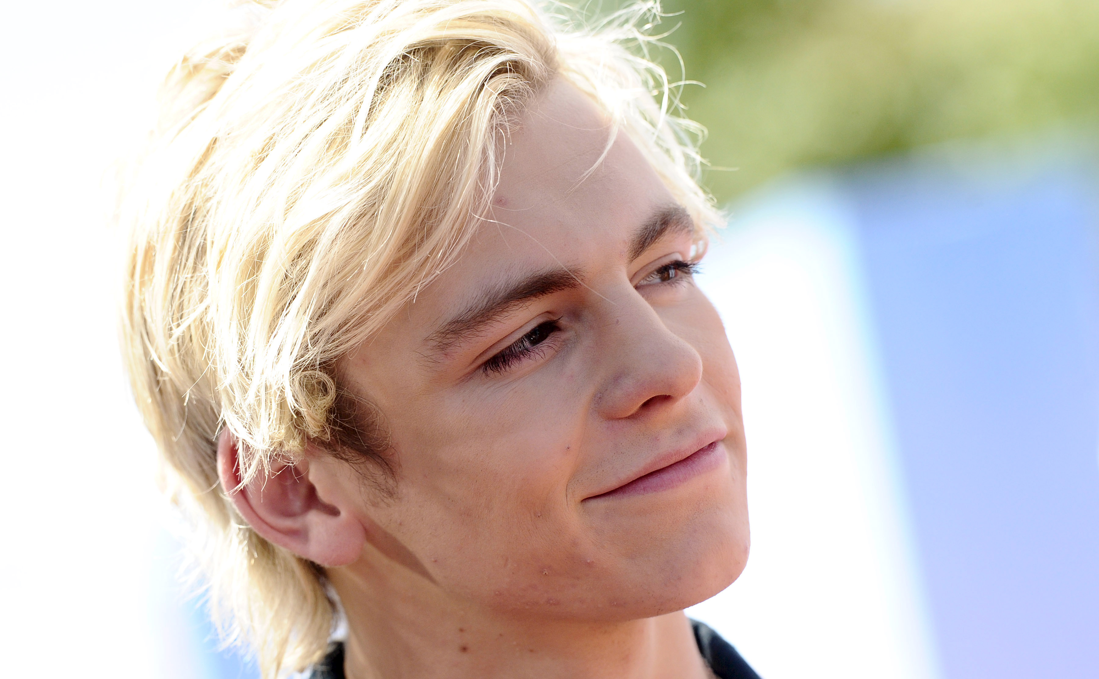 General photo of Ross Lynch