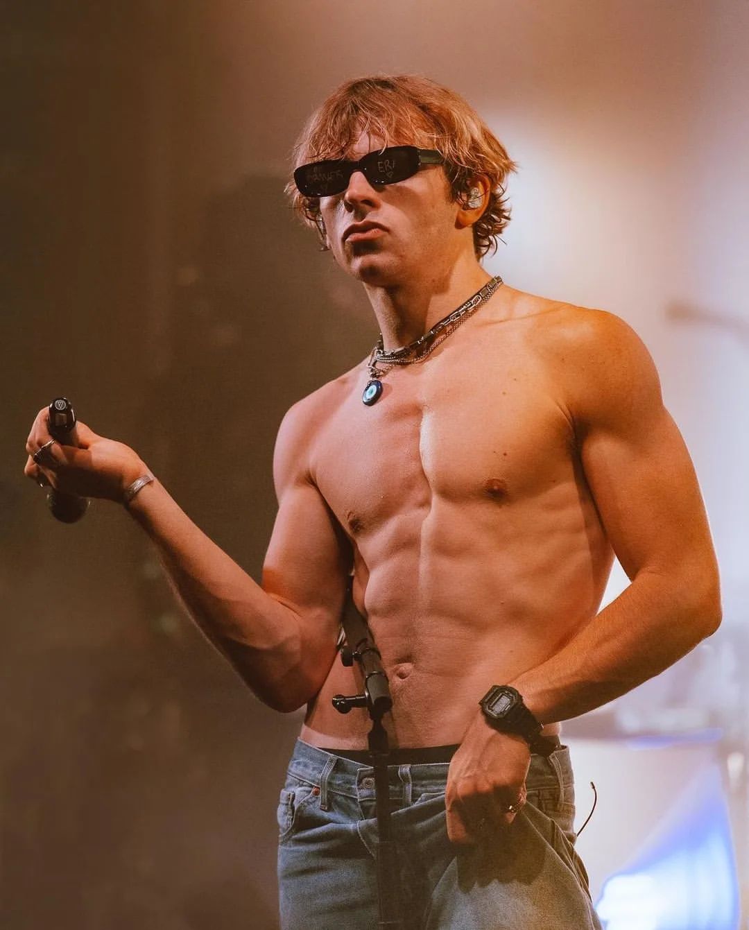 General photo of Ross Lynch