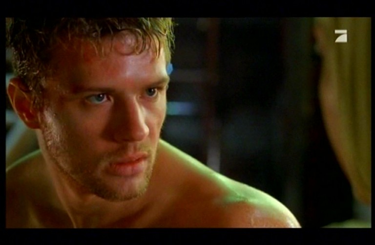 Ryan Phillippe in Five Fingers