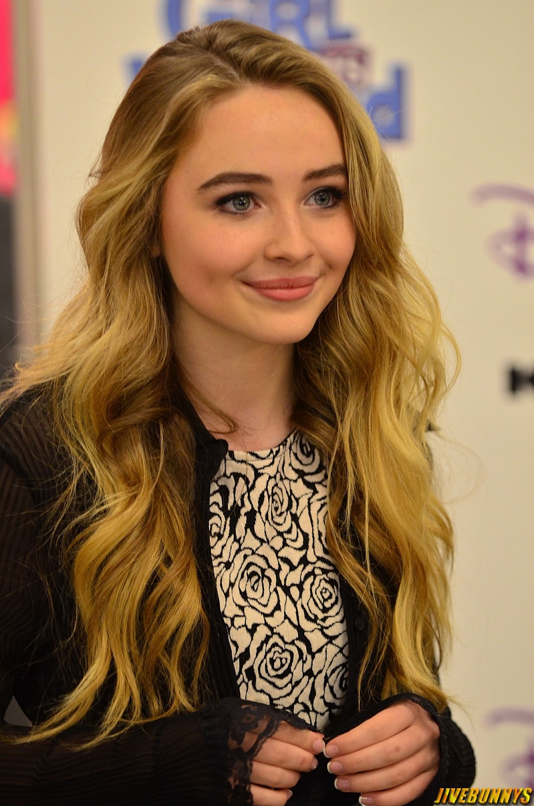 General photo of Sabrina Carpenter