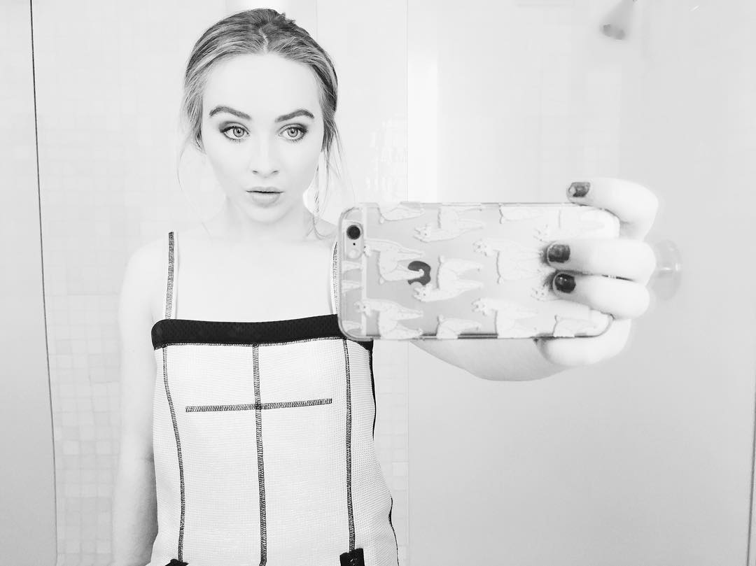 General photo of Sabrina Carpenter. 
