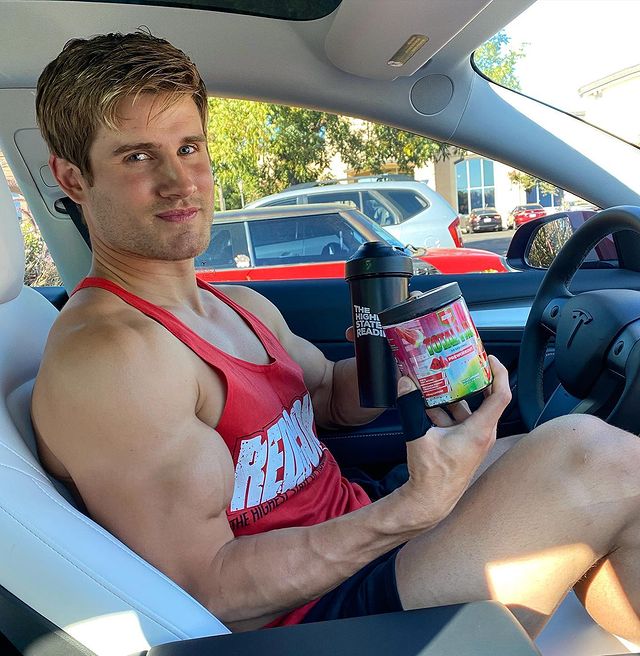 General photo of Sage Northcutt