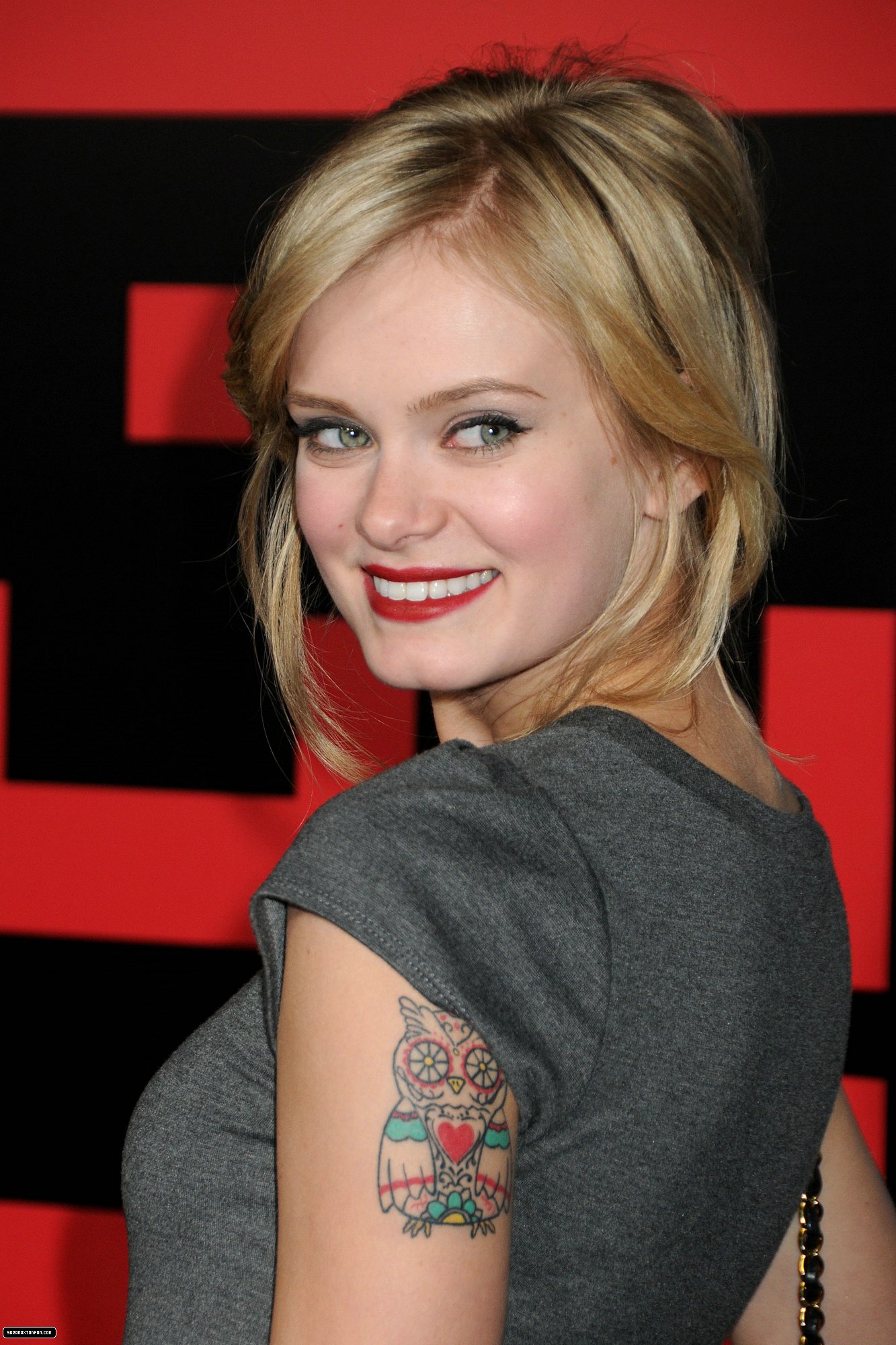 General photo of Sara Paxton