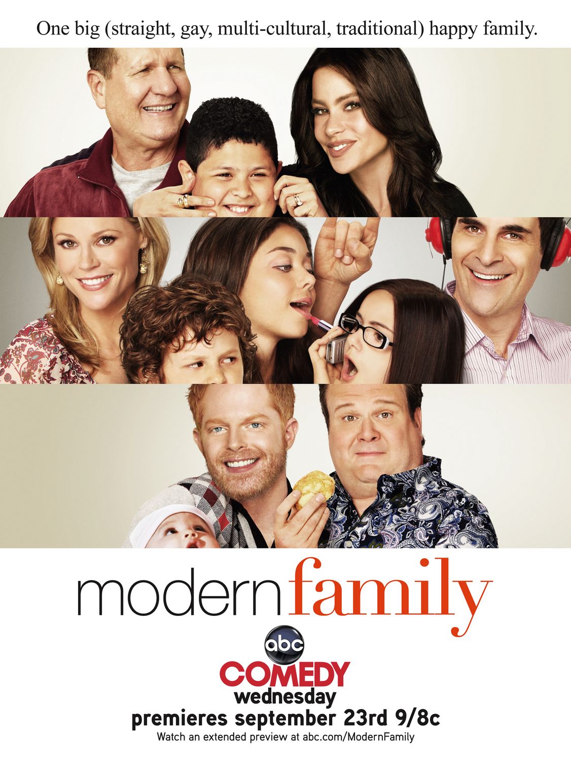 Sarah Hyland in Modern Family: (Season 1)