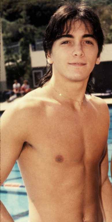 General picture of Scott Baio - Photo 20 of 58. 