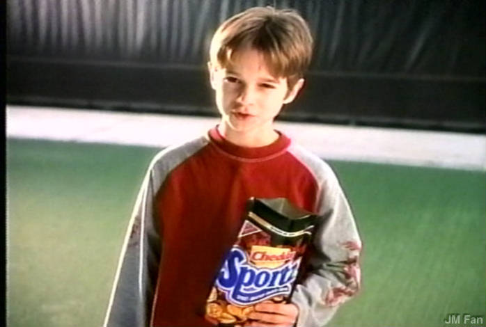 Scott Terra in Sportz Crackers Commercial