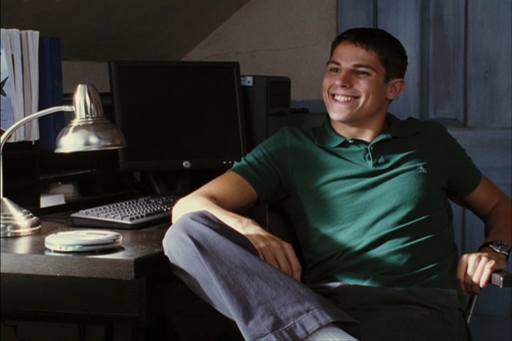 Sean Faris in Yours, Mine and Ours