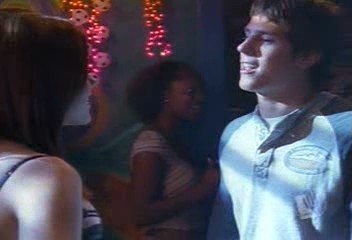 Sean Faris in One Tree Hill, episode: The Search for Something More