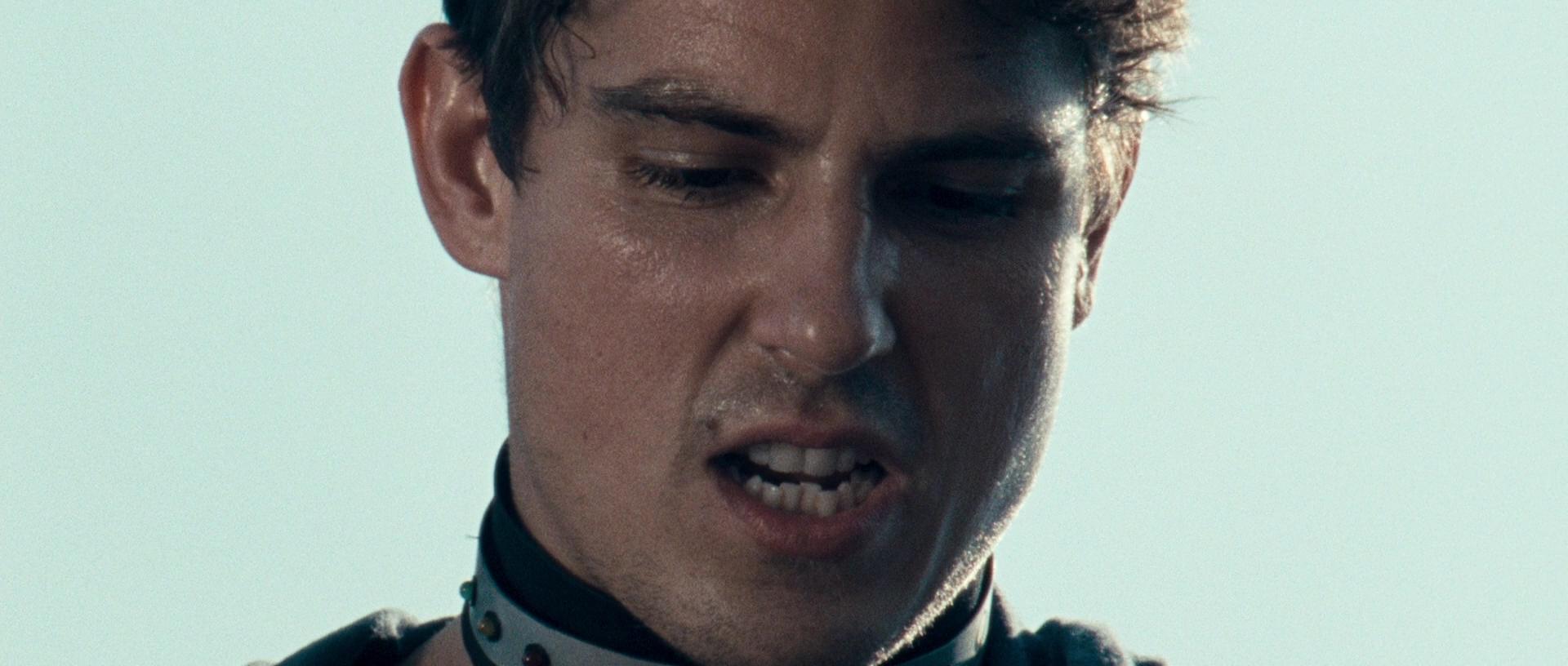 Sean Faris in Freerunner