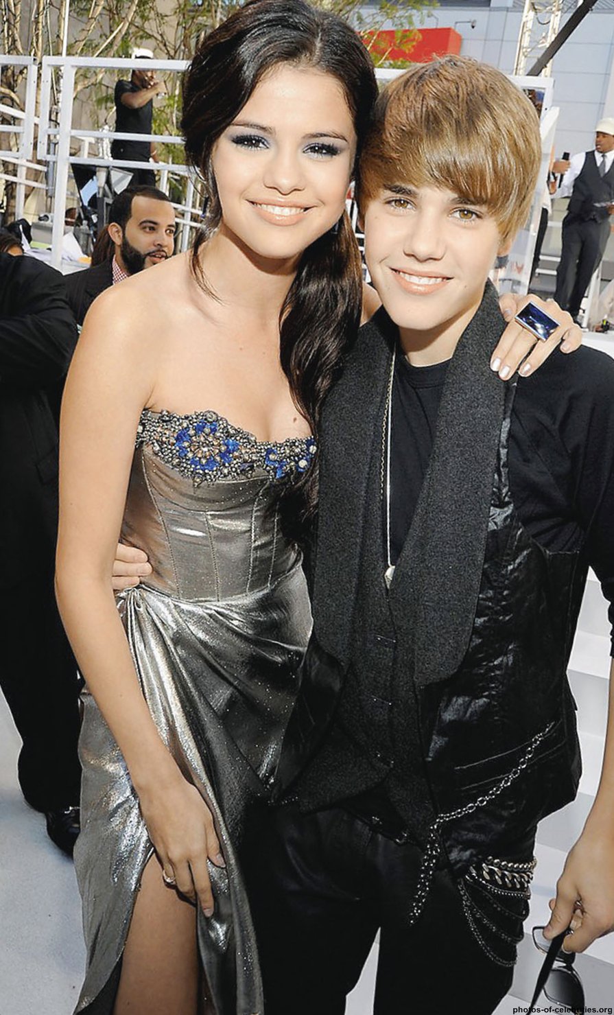 Selena Gomez in 2010 MTV Video Music Awards