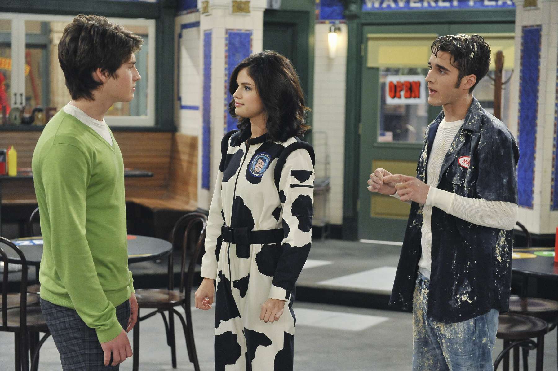 Selena Gomez in Wizards of Waverly Place (Season 4). Selena Gomez in Wizard...