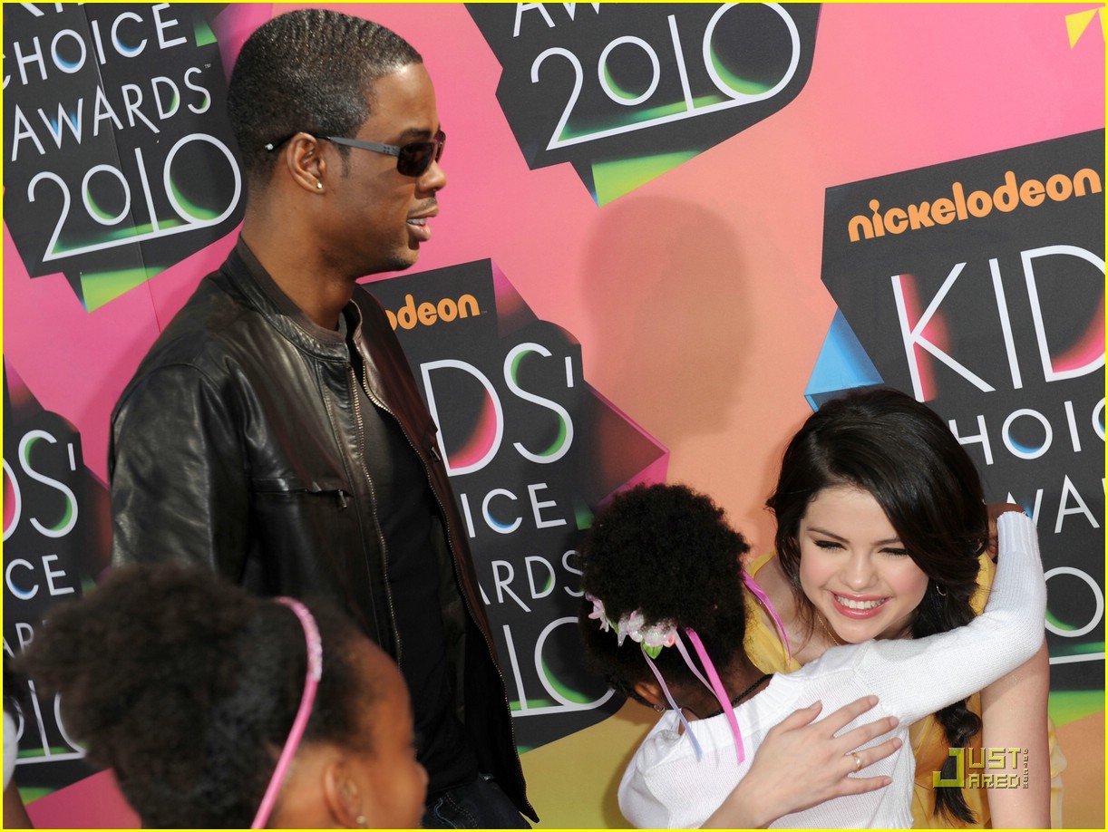 Selena Gomez in Kids' Choice Awards 2010