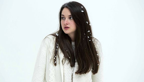 Shailene Woodley in White Bird in a Blizzard