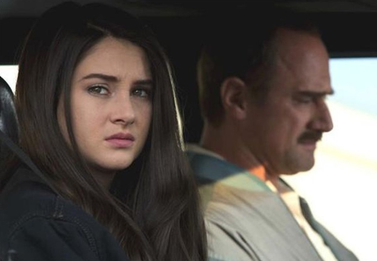 Shailene Woodley in White Bird in a Blizzard