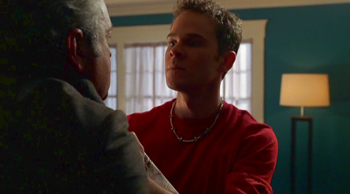 Shawn Ashmore in Smallville, episode: Leech