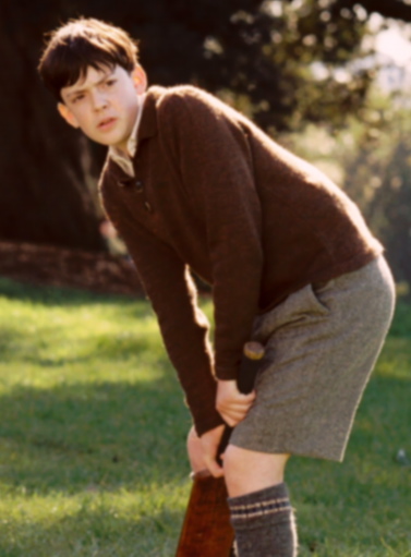 Skandar Keynes in The Chronicles of Narnia: The Lion, the Witch and the Wardrobe
