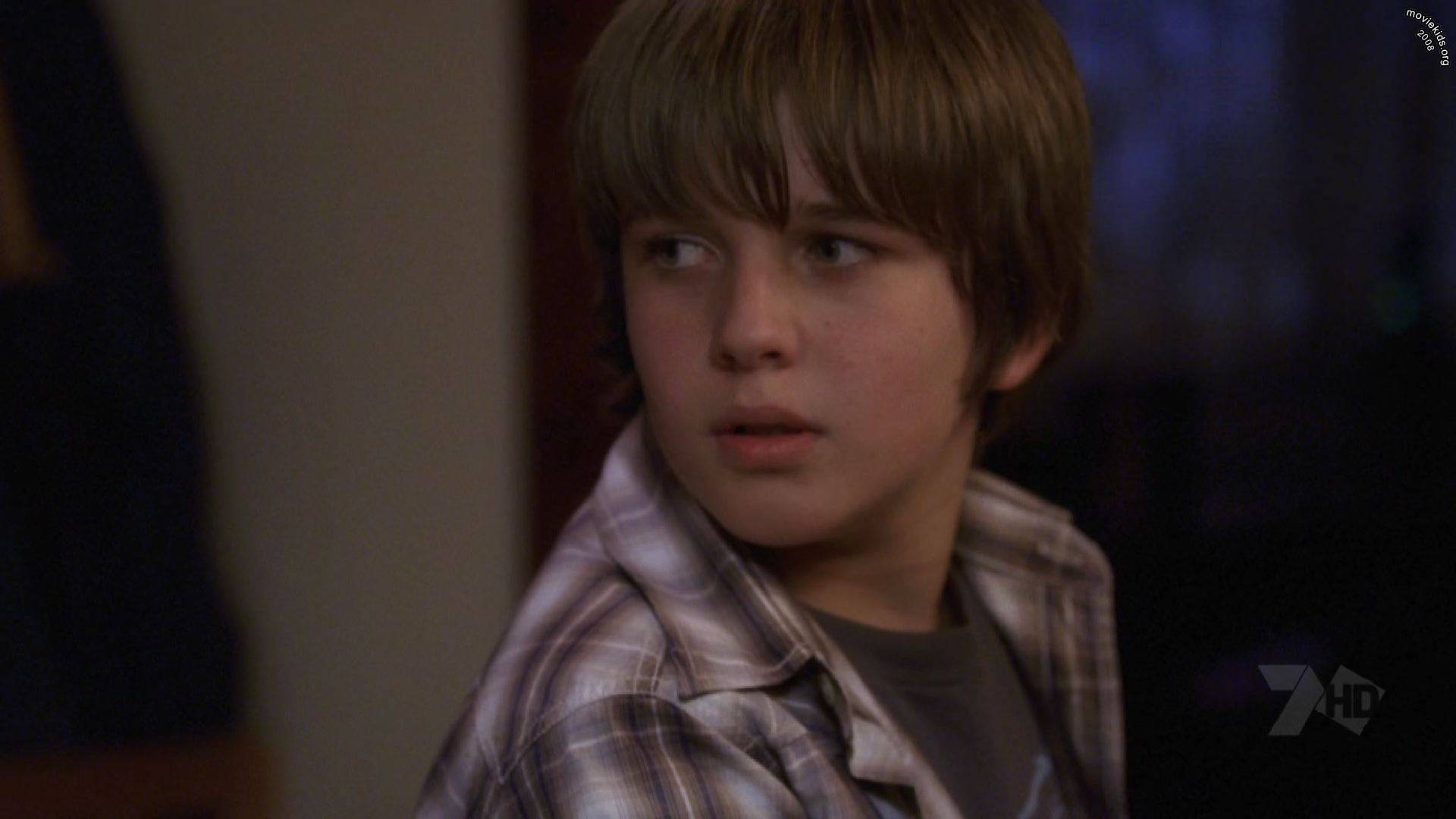 Slade Pearce in Ghost Whisperer, episode: Home But Not Alone