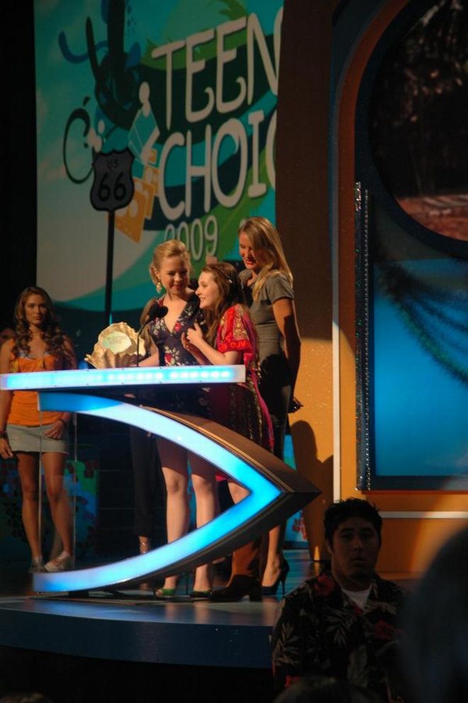 Sofia Vassilieva in Teen Choice Awards 2009