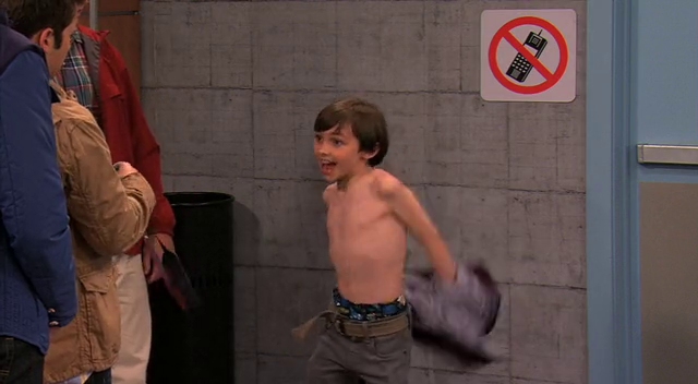 Stuart Allan in iCarly, episode: iToe Fat Cakes