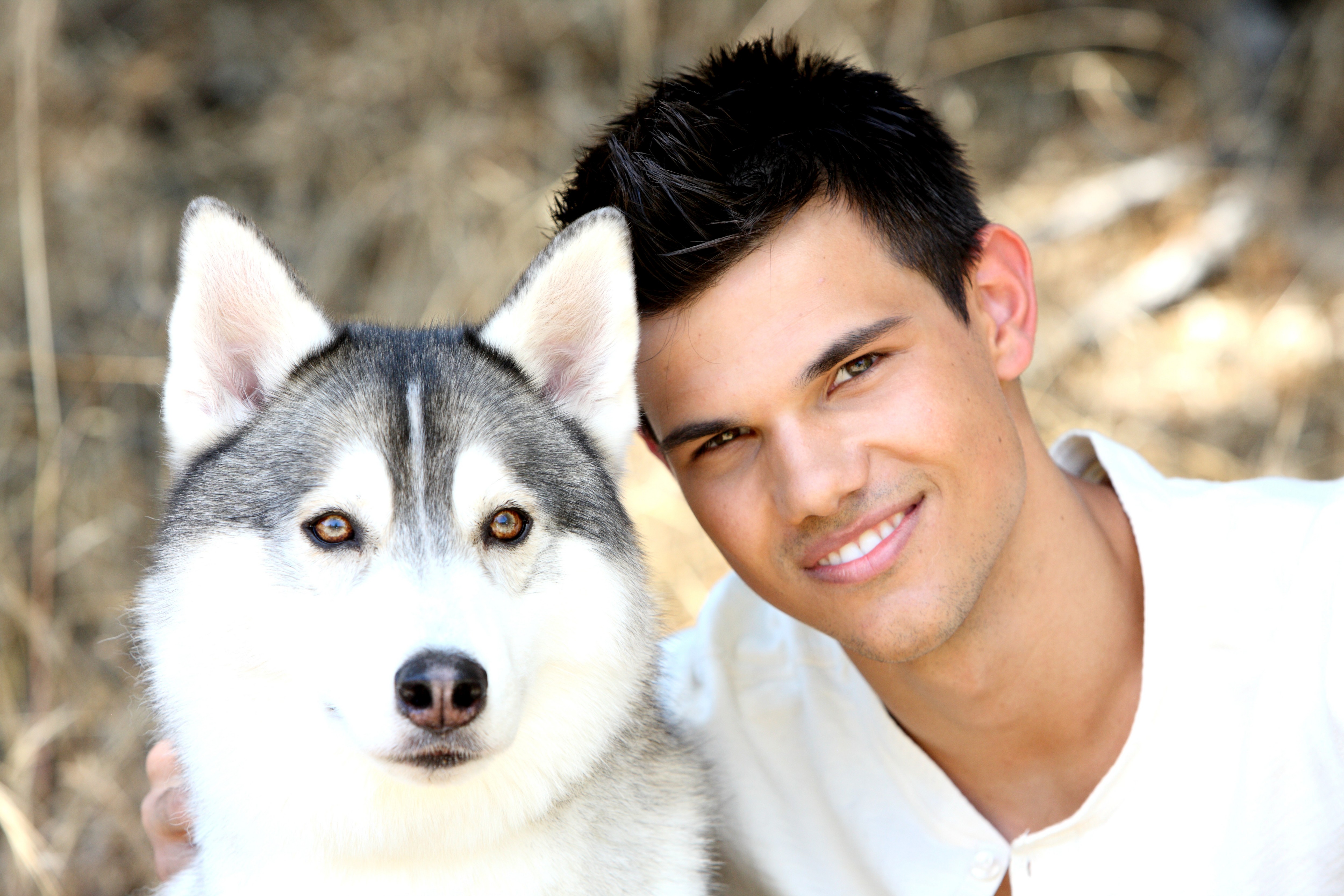 General photo of Taylor Lautner