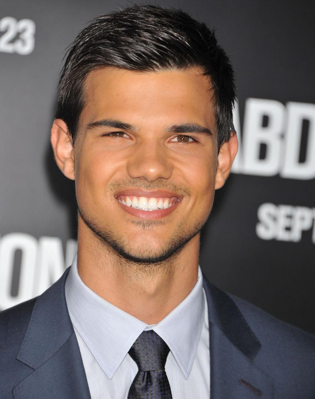 General photo of Taylor Lautner