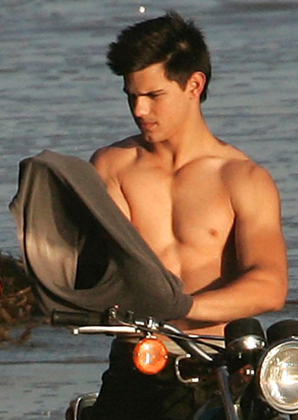 General photo of Taylor Lautner