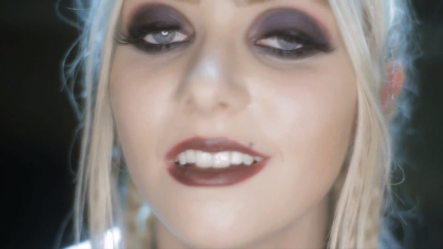 Taylor Momsen in Music Video: My Medicine